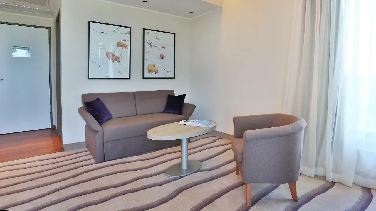 Hotel Thegreen Cologne