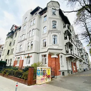 hannover-list-2-bedroom-home-away-from-home.hannover-hotel.net/