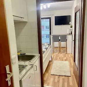  Apartment Center Deutschland