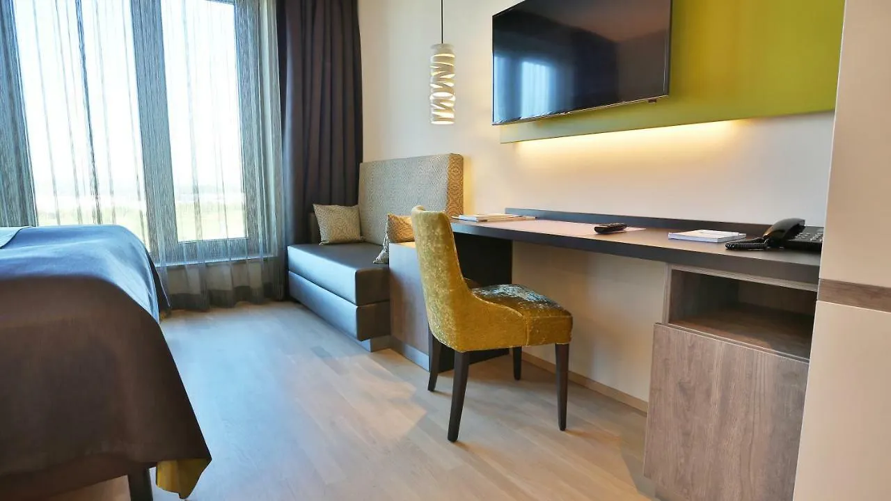 Hotel Thegreen Colonia